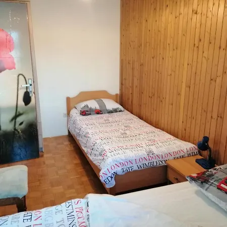 Apartment Pula 아파트 *