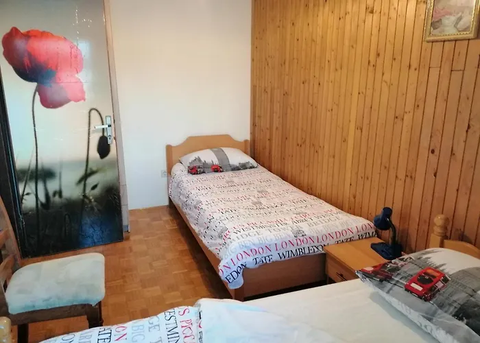 Apartment Pula アパート *