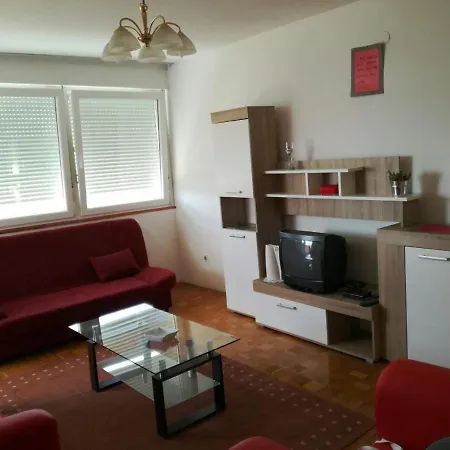 Apartment Pula Apartment *